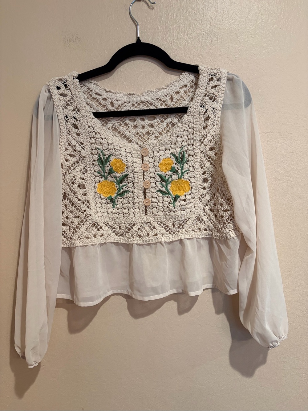 Adorable Cream Crochet Blouse w/ Yellow Flowers and Green Leaves, Slinky Sleeves